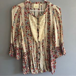 Anthropologie
Pink Maeve Hiver Floral Patchwork Crochet 2 Blouse